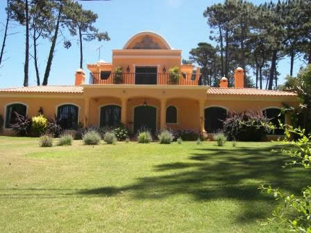 Casa Venta o Alquiler en Punta del Este San Rafael de 4 Dormitorios